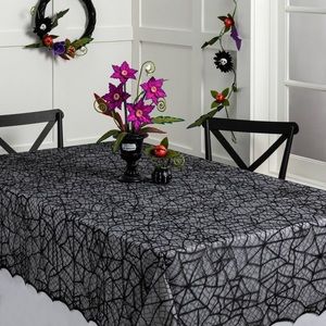 ✅ sold ✅✨ 🎃 Lace Halloween Tablecloth 81”*60” 🎃✨